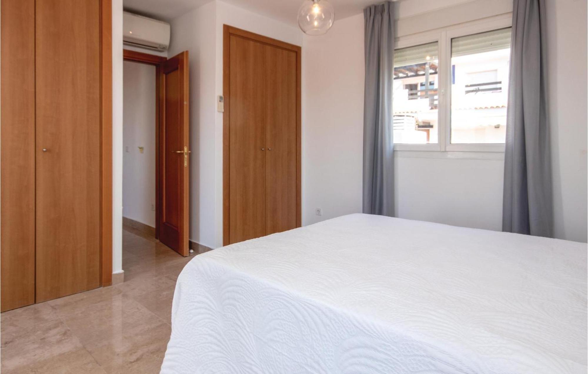 3 Bedroom Amazing Apartment In La Duquesa Castillo de Sabinillas Exterior photo